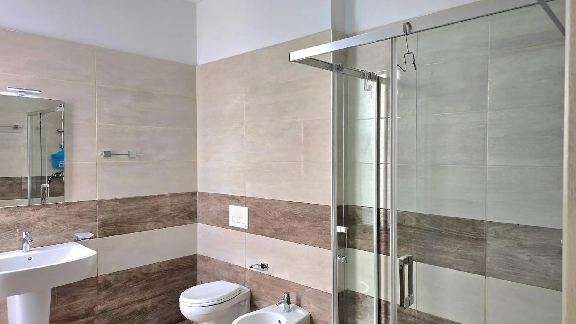 Spacious Villa For Seven Guests Plazhi San Pietro