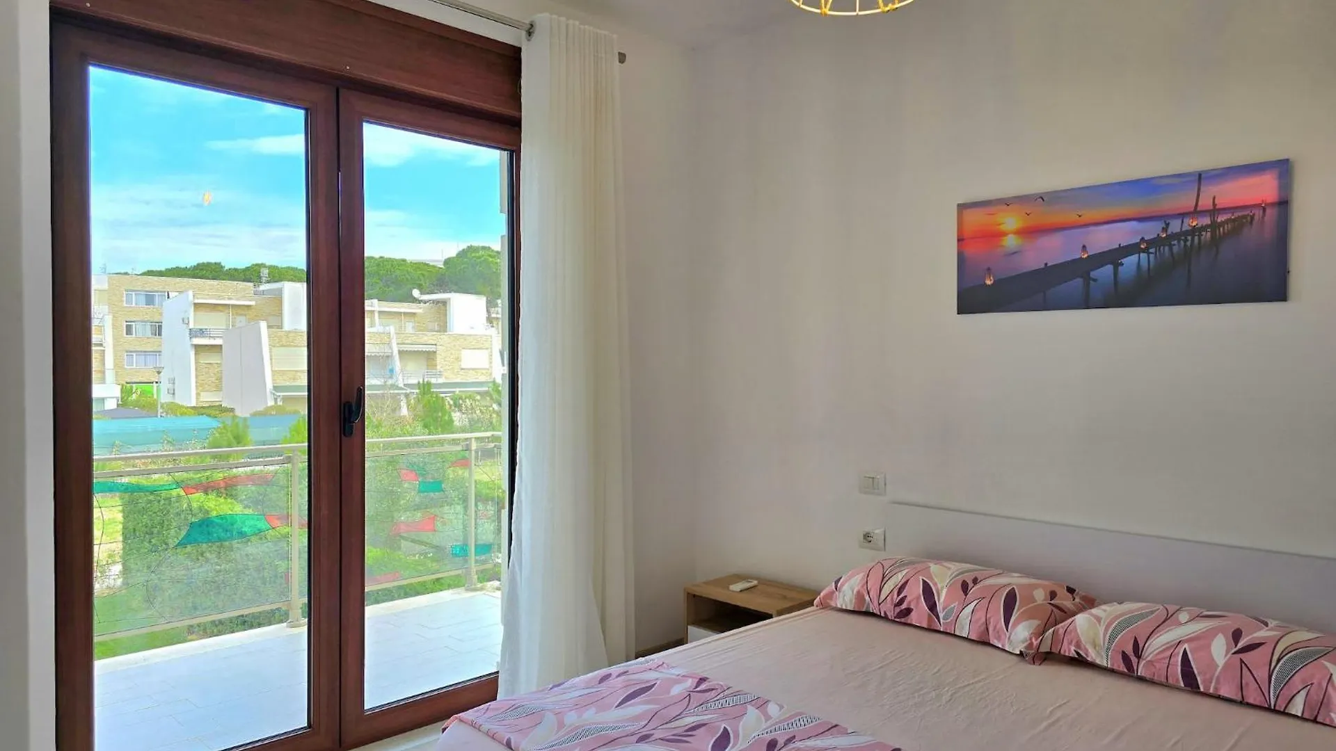 Spacious Villa For Seven Guests Plazhi San Pietro 0*,  Albánie